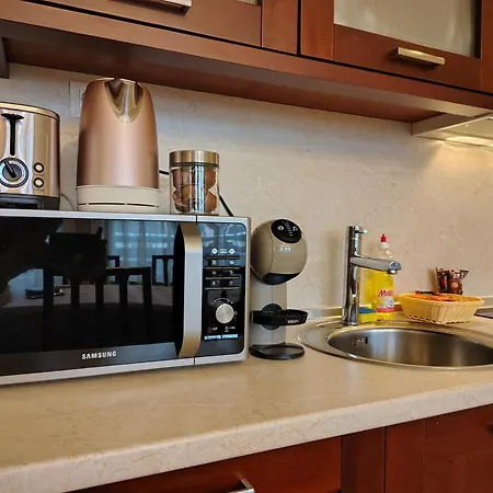 Apartment 3 Next To A Lift *