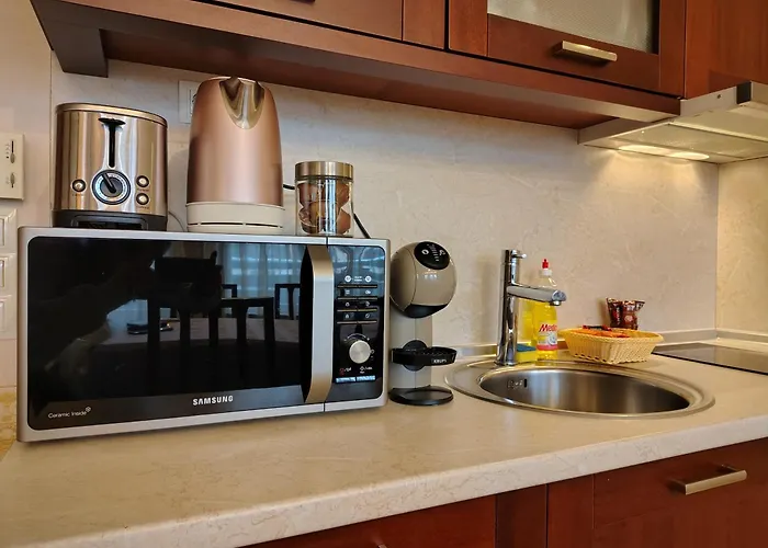 Apartment 3 Next To A Lift *